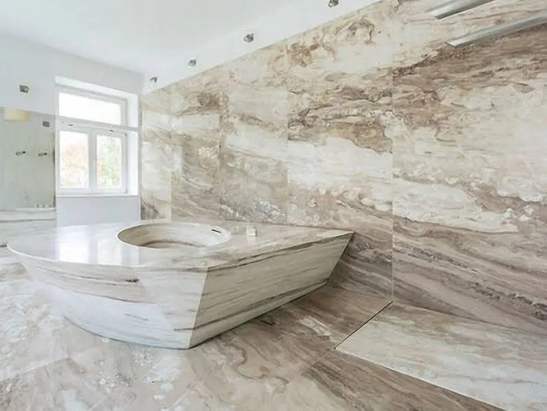 Villa featuring luxury marble - Bathroom